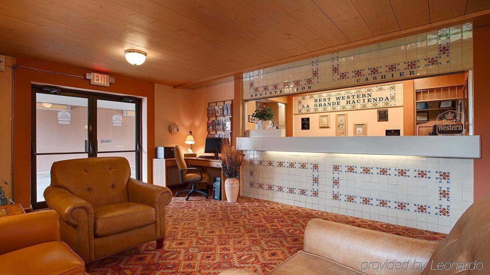 Best Western La Grande Hacienda Cherokee Exterior photo