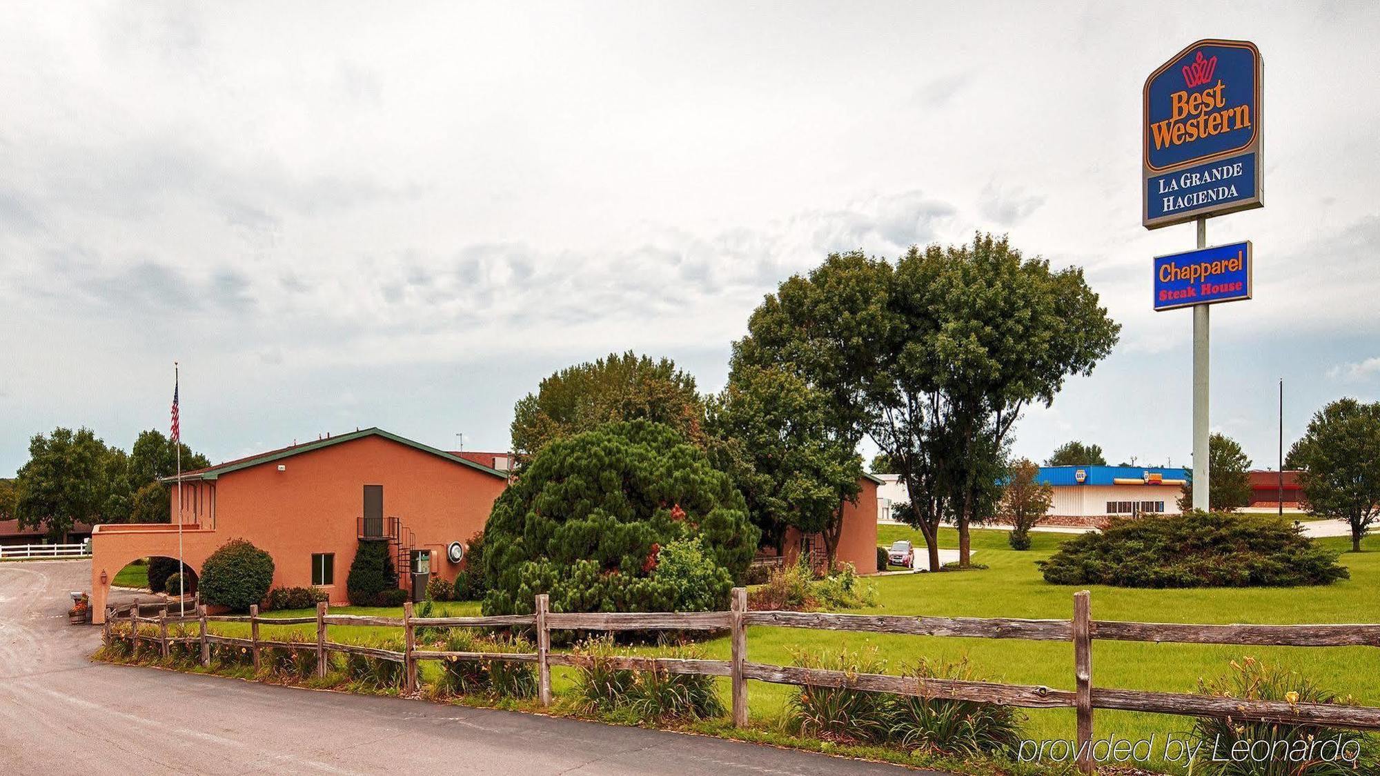 Best Western La Grande Hacienda Cherokee Exterior photo